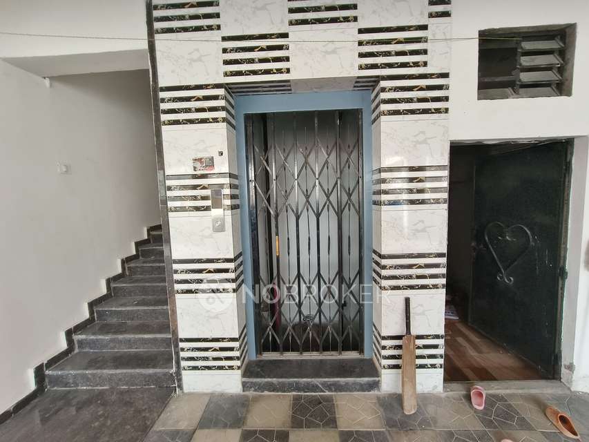 2 BHK Flat In La Fortune, Golden Heights For Sale  In Golden Heights Colony