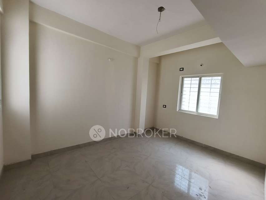 2 BHK Flat In La Fortune, Golden Heights For Sale  In Golden Heights Colony