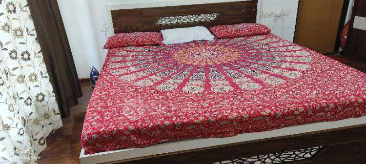 2 BHK Flat In Tcg The Crown Greens Phase 2 for Rent  In The Crown Greens - Old Building