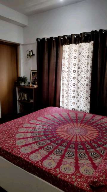 2 BHK Flat In Tcg The Crown Greens Phase 2 for Rent  In The Crown Greens - Old Building