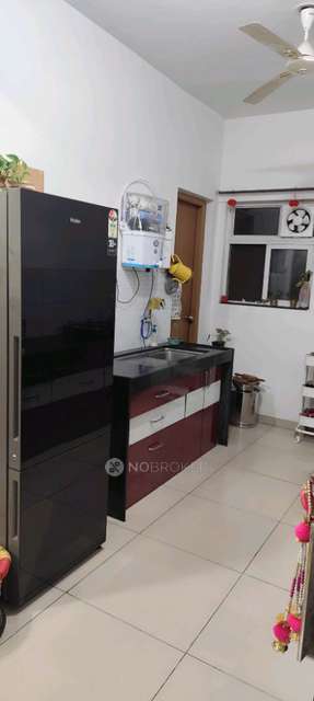 2 BHK Flat In Tcg The Crown Greens Phase 2 for Rent  In The Crown Greens - Old Building