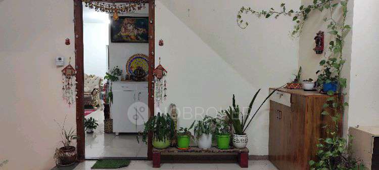 2 BHK Flat In Tcg The Crown Greens Phase 2 for Rent  In The Crown Greens - Old Building