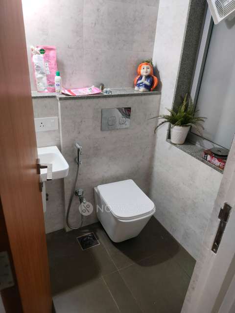 2 BHK Flat In Aniline Avanya For Sale  In Dahisar East