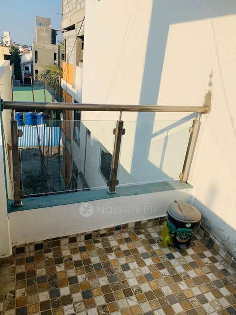 Single Room for Female In 2 BHK  In Kharadi