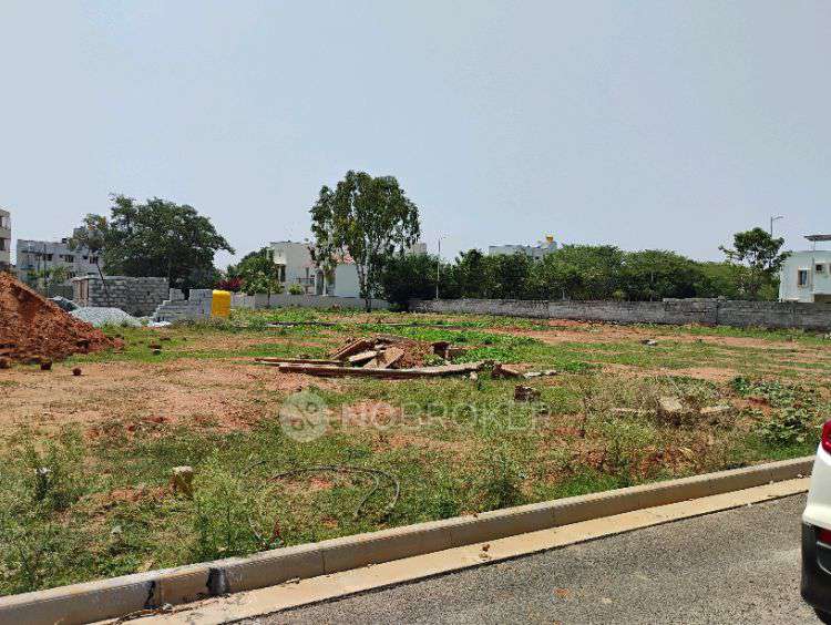 Plot For Sale  In Pionier Lake District In Pionier Lake Districtt