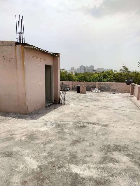 4+ BHK House For Sale  In Sector 48