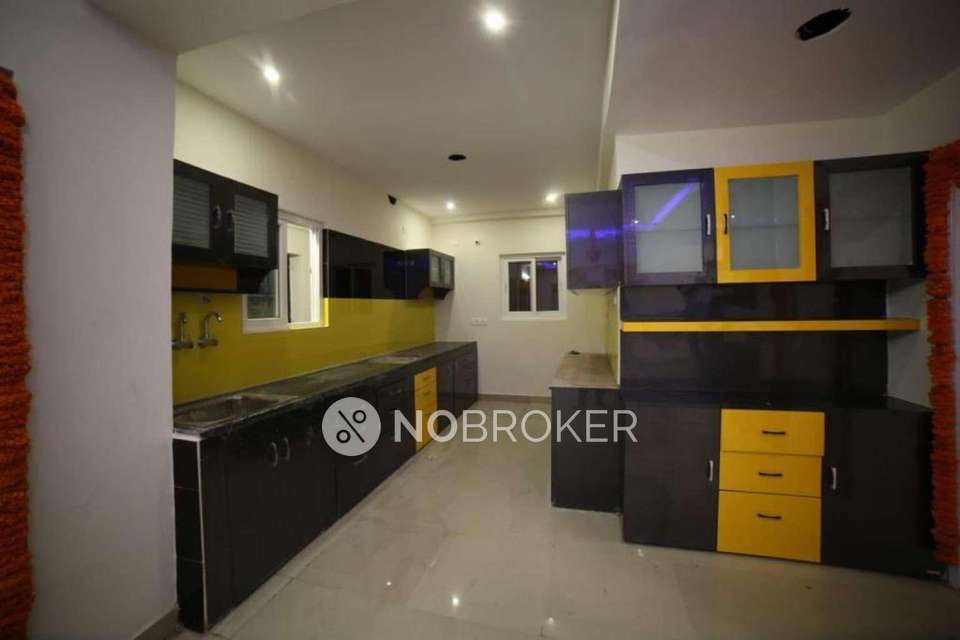 3 BHK Flat In Sri Rams Swathi Apartments For Sale  In Manikonda