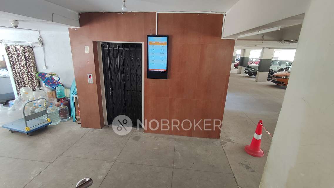 3 BHK Flat In Sri Rams Swathi Apartments For Sale  In Manikonda