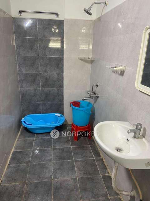 3 BHK Flat In Sri Rams Swathi Apartments For Sale  In Manikonda