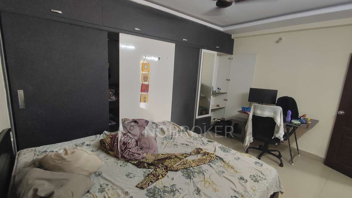 3 BHK Flat In Sri Rams Swathi Apartments For Sale  In Manikonda