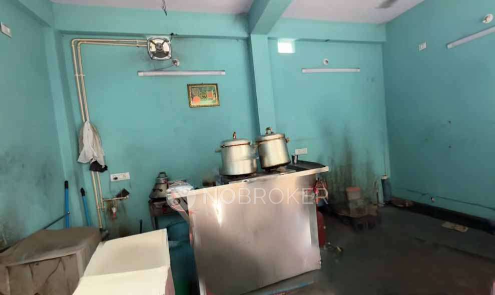 Commercial Property in Chowni Nadi Ali Baig, Hyderabad for sale 