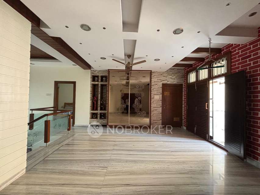 4+ BHK Flat In Ssrinivasam Apartments For Sale  In Bowenpally