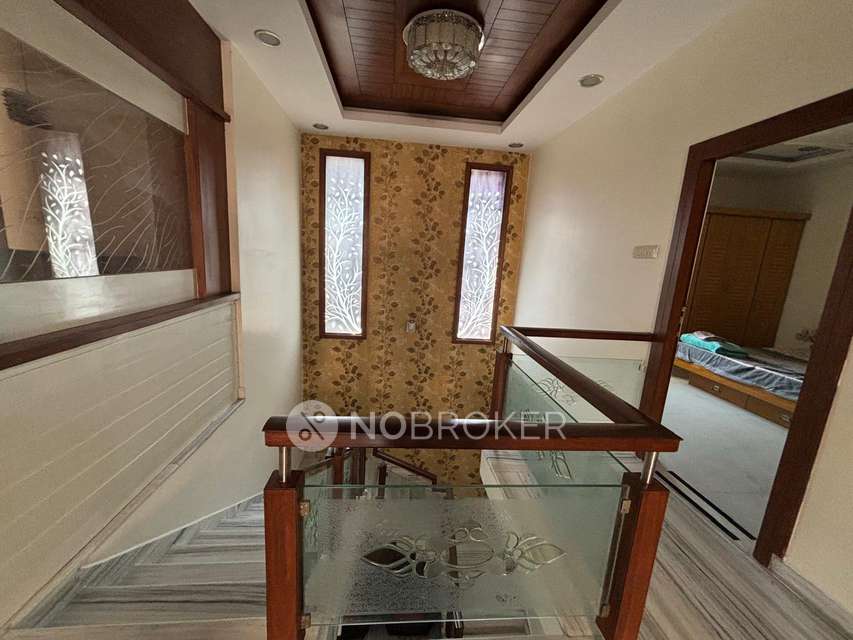 4+ BHK Flat In Ssrinivasam Apartments For Sale  In Bowenpally