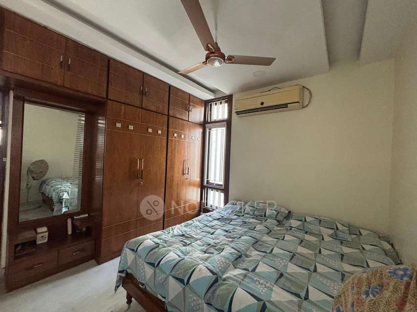 4+ BHK Flat In Ssrinivasam Apartments For Sale  In Bowenpally