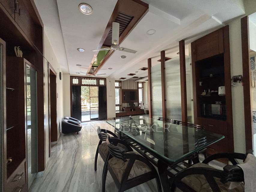 4+ BHK Flat In Ssrinivasam Apartments For Sale  In Bowenpally