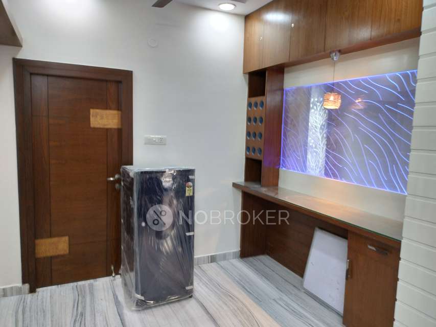 4+ BHK Flat In Ssrinivasam Apartments For Sale  In Bowenpally