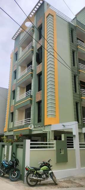 4+ BHK Flat In Ssrinivasam Apartments For Sale  In Bowenpally