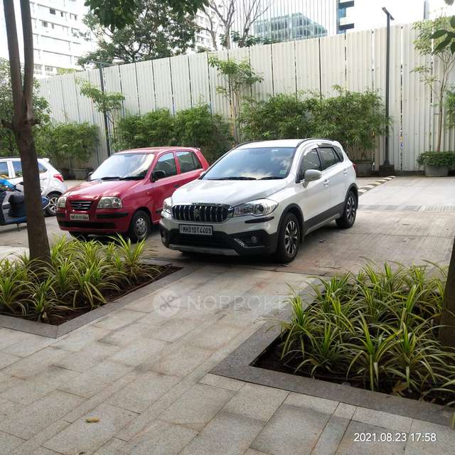 1 BHK Flat In Godrej Trees For Sale  In Vikroli East