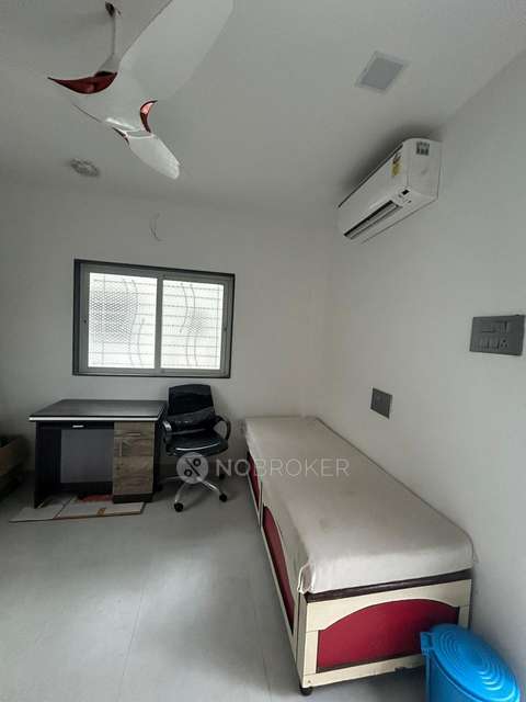 PG for Boys in Nigdi