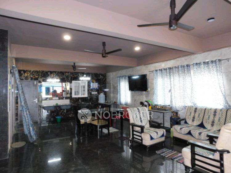 PG for Girls in Kodathi