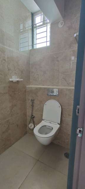 PG for Girls in Kodathi