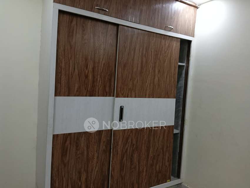2 BHK Flat For Sale In Shastri Nagar