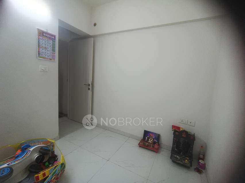 2 BHK Flat In Runwal Gardens For Sale  In Dombivli East