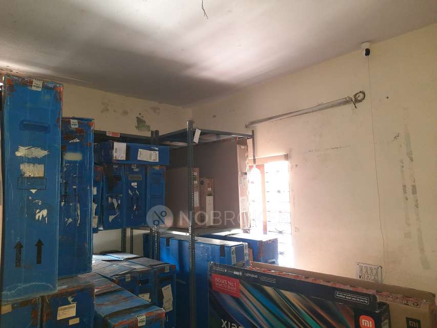 4+ BHK House For Sale  In Nallakunta