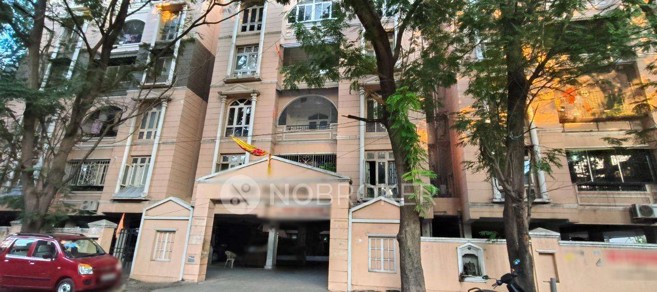 3 BHK Flat In Vamsi Paradise For Sale  In Balakampet