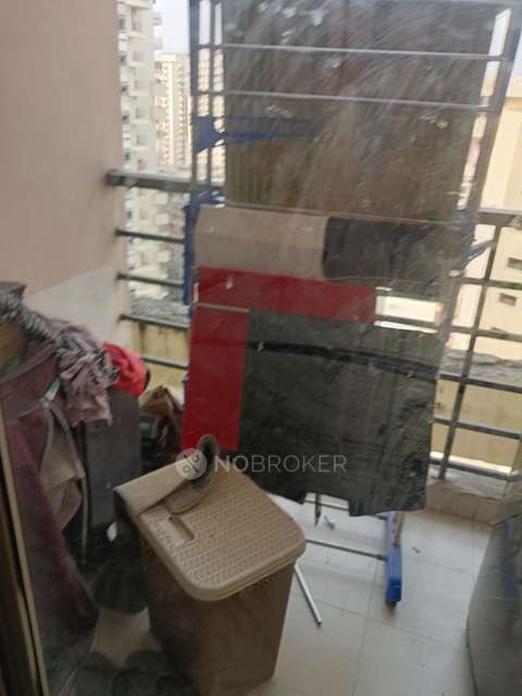 2 BHK Flat In Assotech Windsor Court, Sector-78 For Sale  In Sector-78