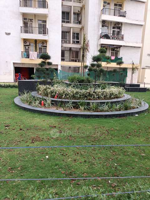 2 BHK Flat In Assotech Windsor Court, Sector-78 For Sale  In Sector-78