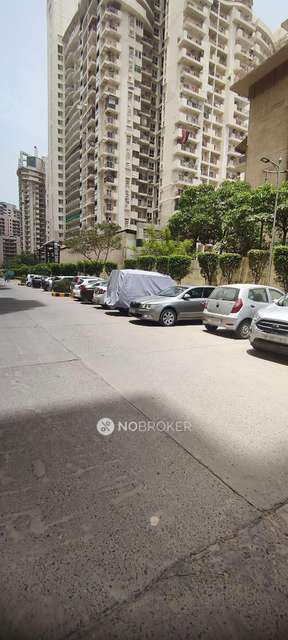 2 BHK Flat In Assotech Windsor Court, Sector-78 For Sale  In Sector-78