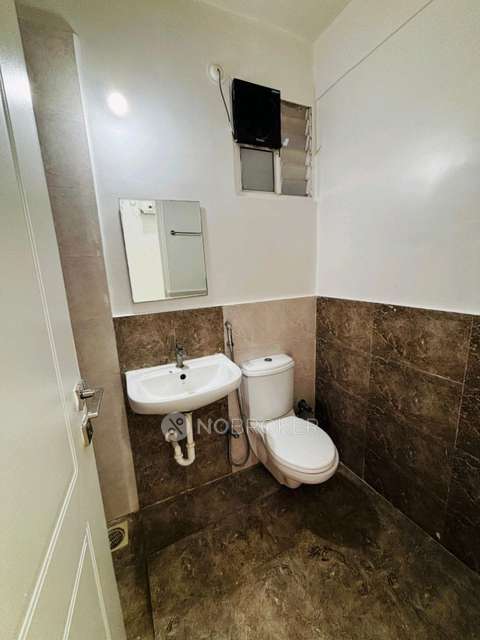 2 BHK Flat In High Mont Society for Rent  In Pimpri-chinchwad