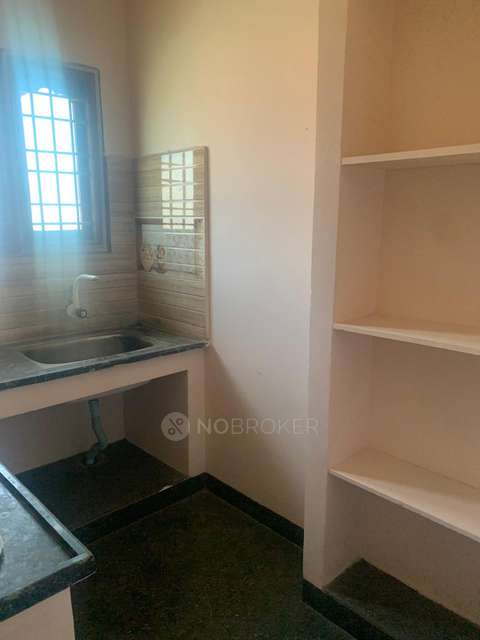 2 BHK House for Rent  In  Kunrathur