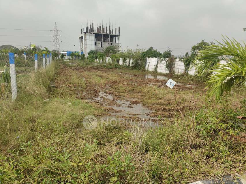 Plot For Sale  In G Square Aurora In Navalur