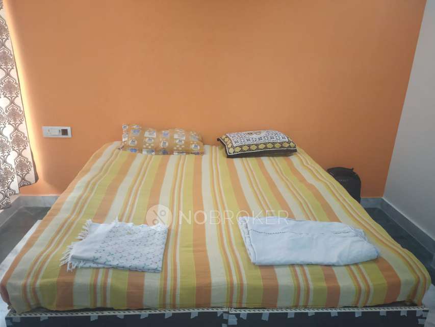 PG for Girls in Nirman Vihar