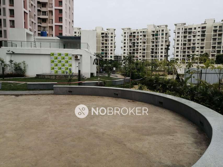 2 BHK Flat In Shiv Zenworld For Sale  In Manjari Budruk