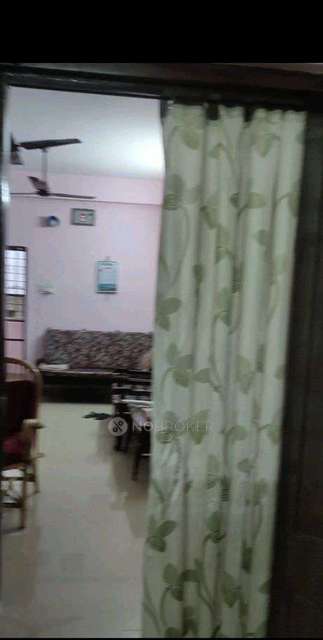 2 BHK Flat In Shri Sai Krupa Nilayam, Gayathri Nagar Allapur For Sale  In Madhapur