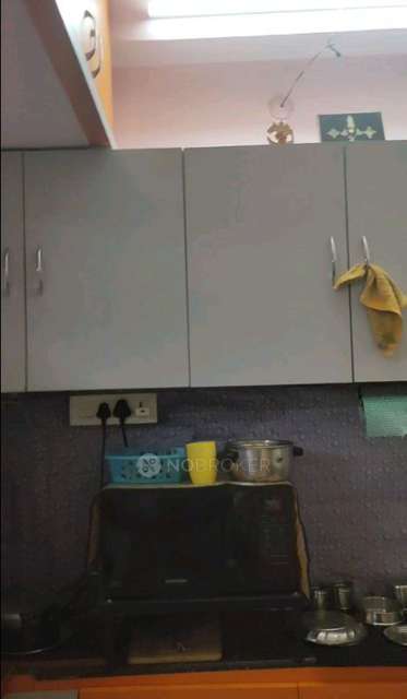 2 BHK Flat In Shri Sai Krupa Nilayam, Gayathri Nagar Allapur For Sale  In Madhapur