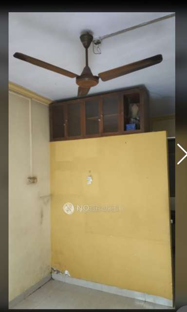 1 RK Flat For Sale  In Mulund East