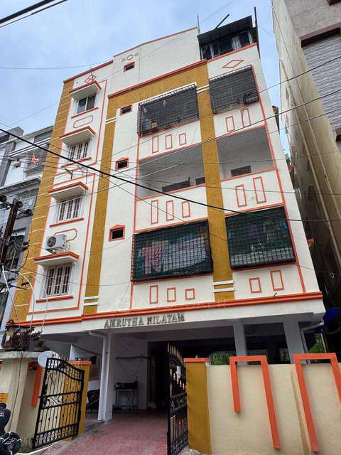 2 BHK Flat In Amrutha Nilayam  For Sale  In Alwal