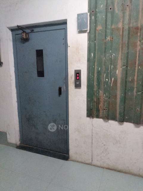 1 BHK Flat In Bindra Classic For Sale  In Andheri East