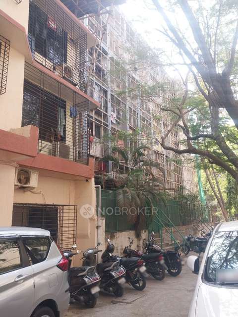 1 BHK Flat In Bindra Classic For Sale  In Andheri East