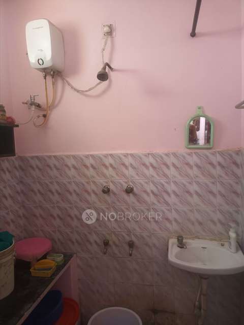 1 BHK Flat In Sai Baba Apartments,madipakkam For Sale  In Madipakkam