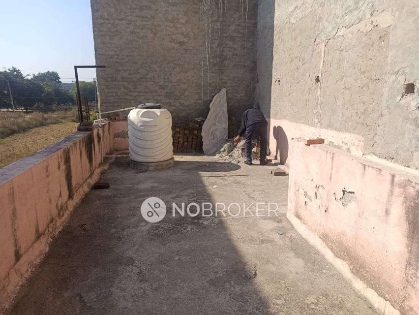 1 BHK House for Rent  In Sector 56