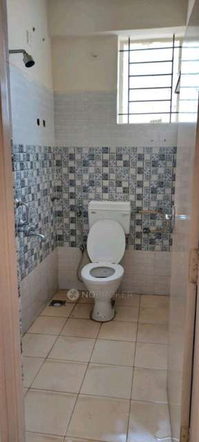 2 BHK Flat In Siddartha Srinilaya For Sale  In Electronic City Phase Ii