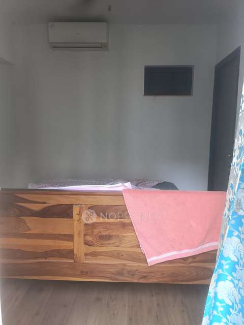 2 BHK Flat In Lakeshore Greens For Sale  In  Dombivli