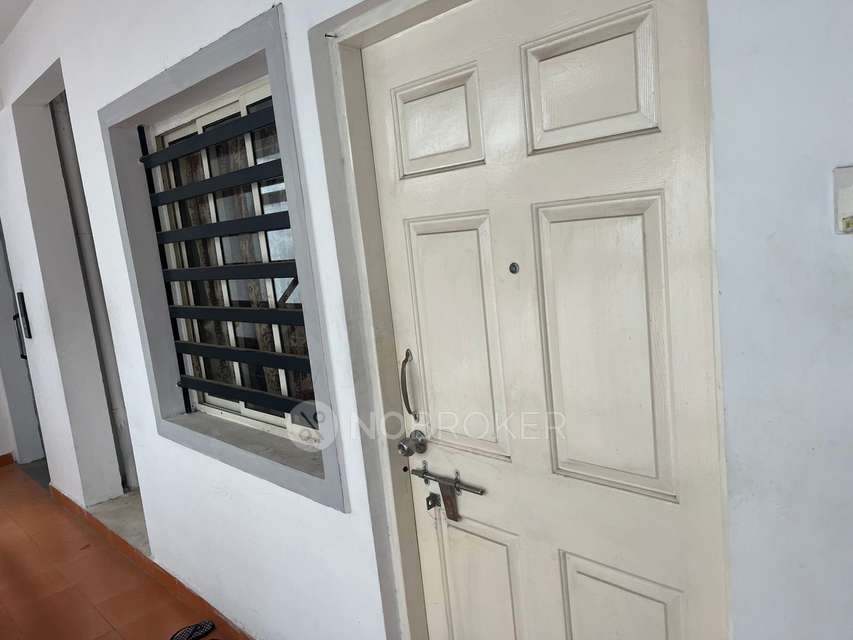 2 BHK Flat In 126 Vasantham Apartment, 2nd Main Rd Bhuvaneshwari Nagar, Hery For Sale  In Dav Public School, Vatika