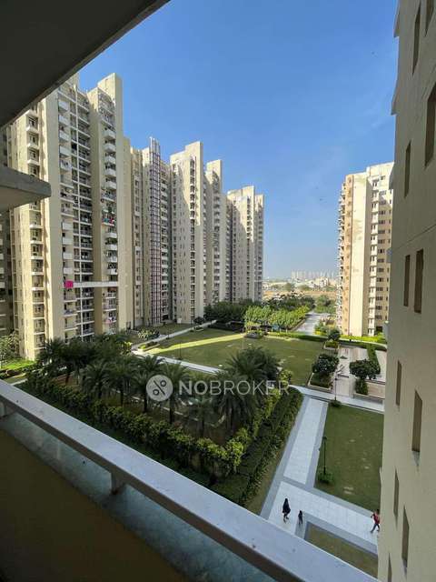 3 BHK Flat In Bptp Spacio For Sale  In Sector 37d