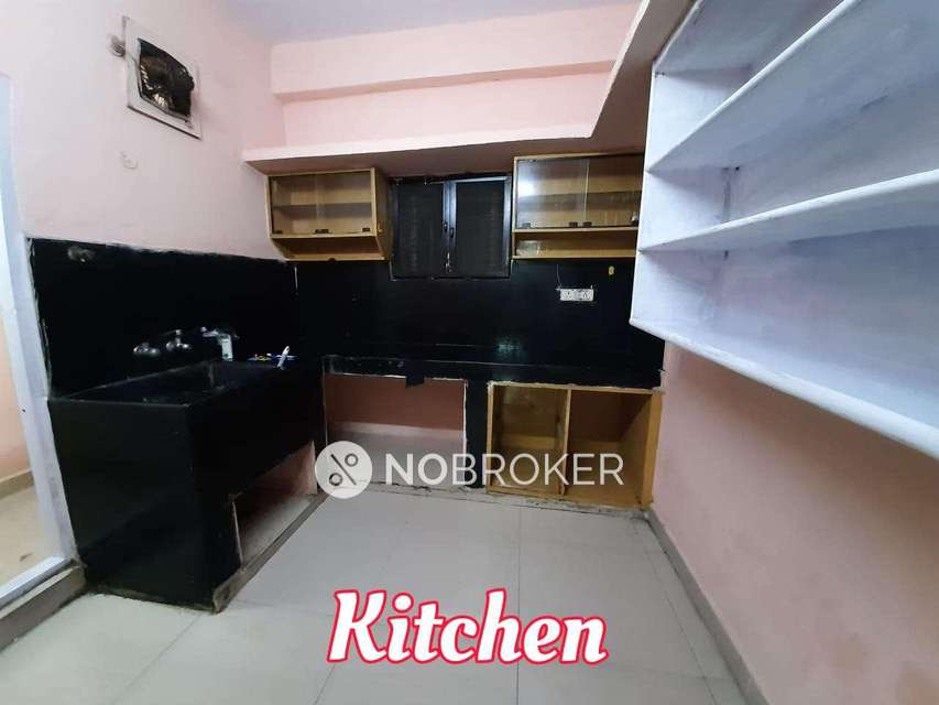 2 BHK Flat In Vv Ganesh Towers For Sale  In Pragathi Nagar
